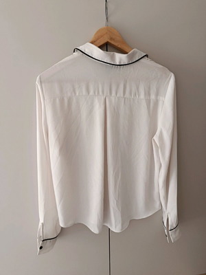 Atmosphere shirt like new, size L, black and beige