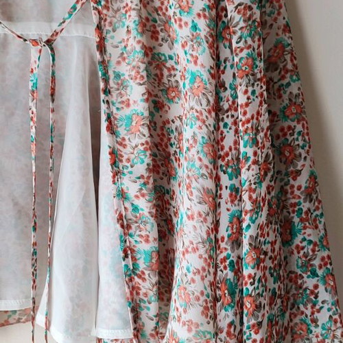 Crop floral cape jacket Qed London like new, size M