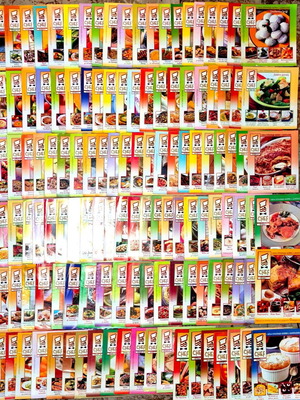 Chef Complete Cook Magazine Series used, 100 issues, Greek