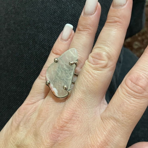 Ring with clear quartz used