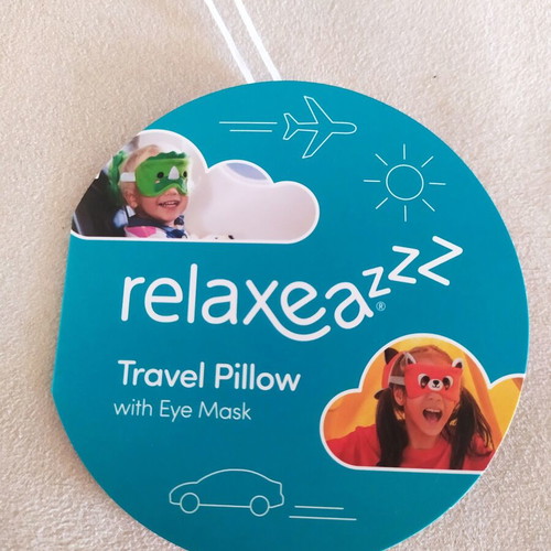 Travel pillow and eye mask Puckator Relaxeazzz Dexter the Bat new