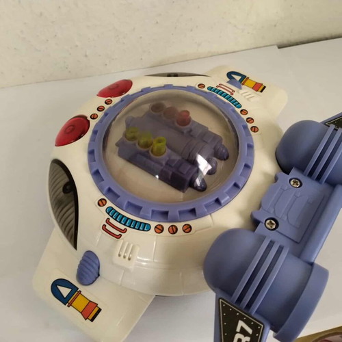 Lazer Saucer 2001 new flying saucer toy with lights and sounds