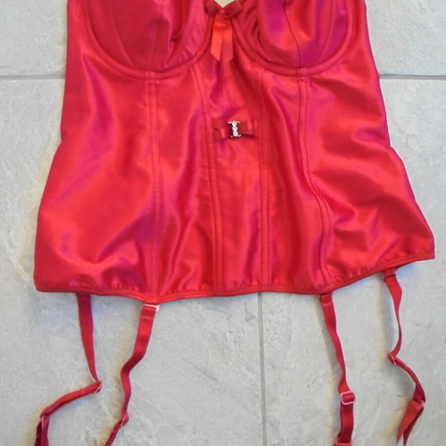 Filis red satin corset with garters, size 70C