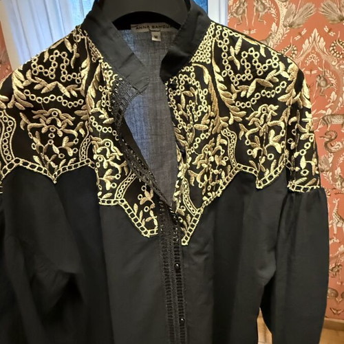 Anna Samouka black shirt with gold embroidery M like new