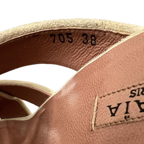 Alaïa beige suede sandals used, size 38