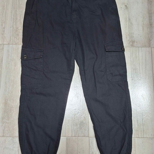 Lager157 cargo pants black like new, size M and L