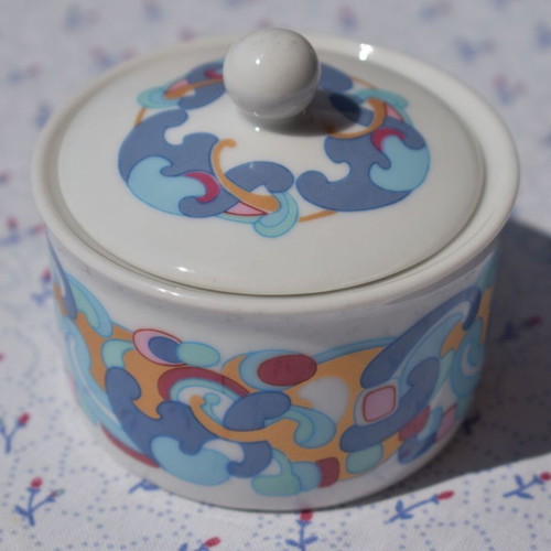 Porcelain sugar bowl Form Marienbad Ingres white like new