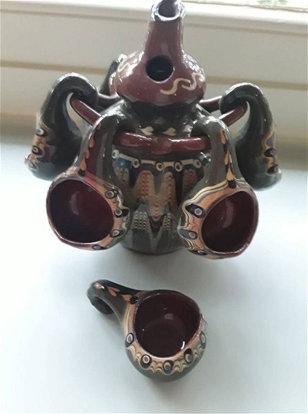  chiropiito keramiko servitsio gia raki