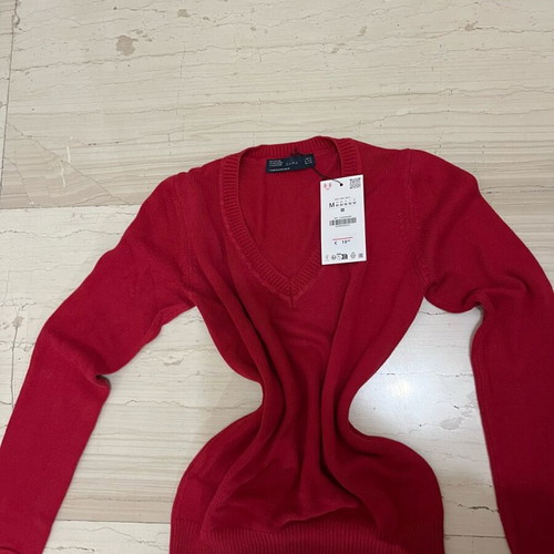 Knitted blouse with V-neck Zara new, red, size M