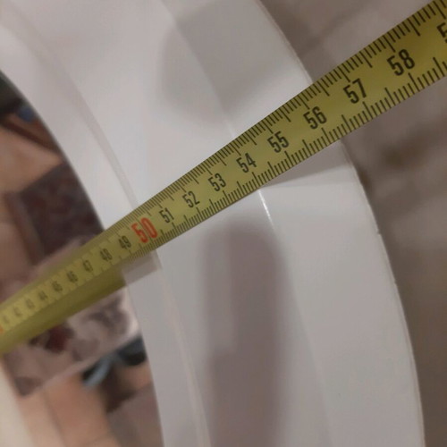 Round mirror like new, 54 cm diameter, plastic frame