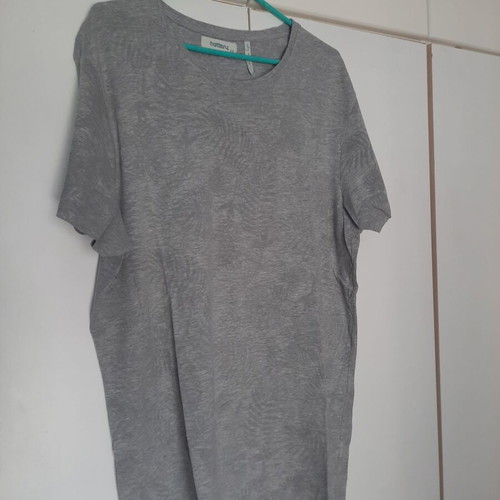 T-Shirt Battery floral pattern XXL like new