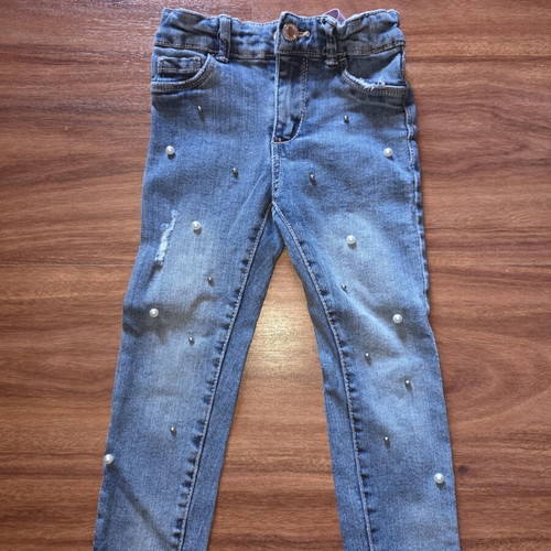 Terranova jeans with pearls size 3 years like new, blue