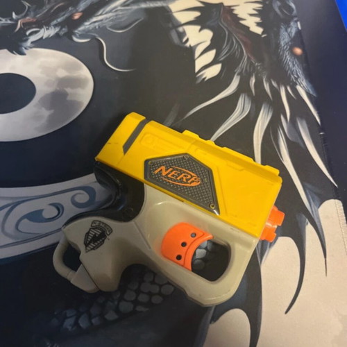 Nerf mini gun like new, nice small and powerful