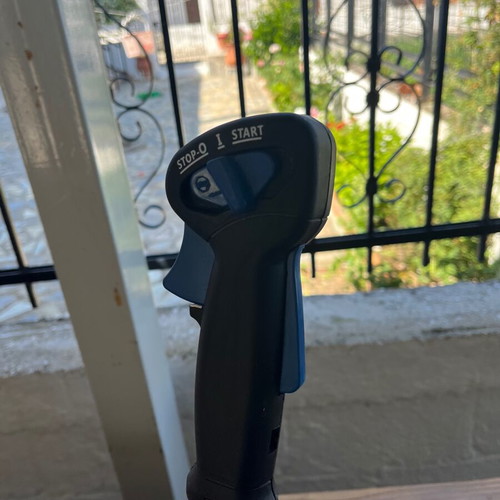 Hyundai Petrol Brush Cutter like new, 63cc, with half-moon blade
