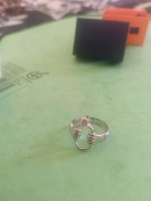 Ring like new