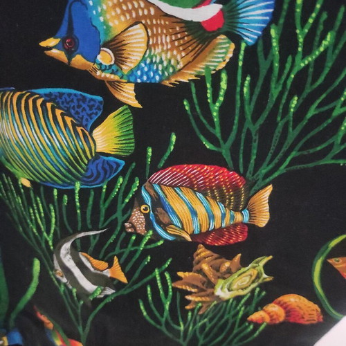 Scorpio shirt collectible like new, colorful, size M