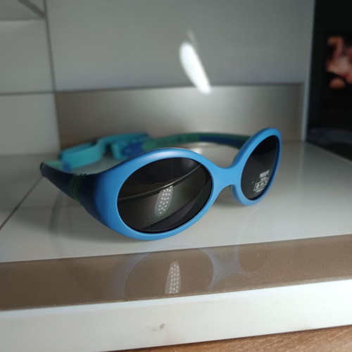 Milo & Me baby sunglasses new, blue