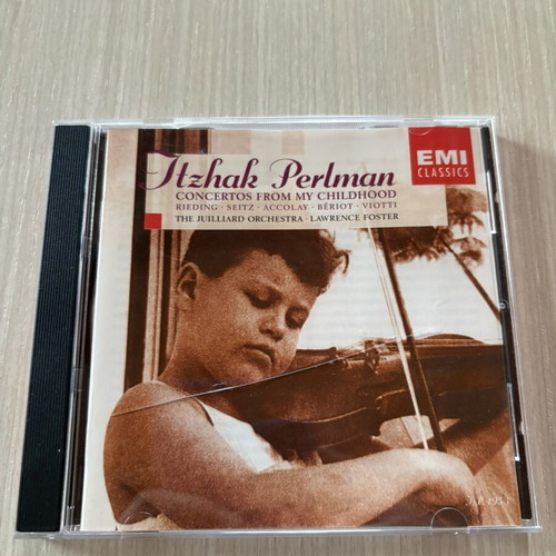 Itzhak Perlman classical concertos CD used, violin, plastic broken