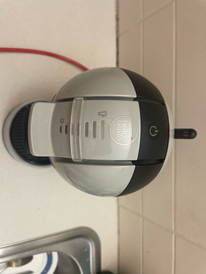Dolce Gusto coffee maker like new