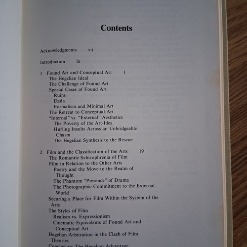 A Hegelian Account of Contemporary Art like new, English
