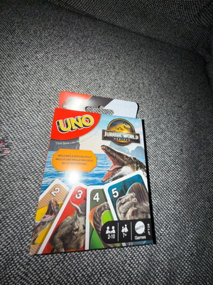 Uno Jurassic World Rebirth card game new