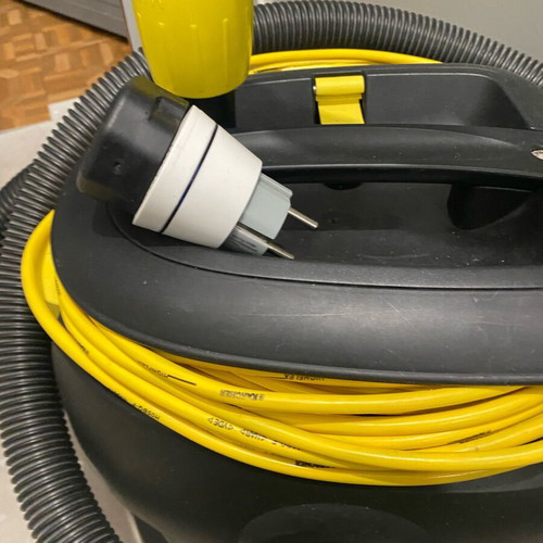 Karcher T 15/1 Electric Vacuum Cleaner like new
