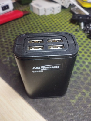 Ansmann AN 6409 USB port used with 4 USB ports for charging phones