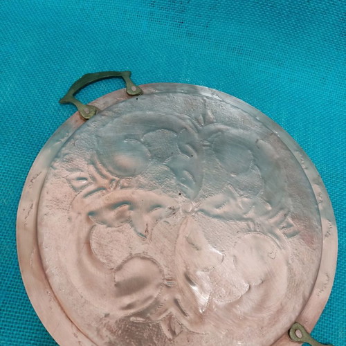Copper tray with handles used, diameter 23 cm