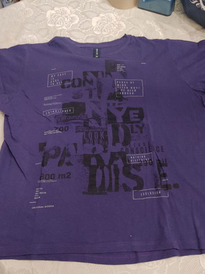 Men's summer t-shirt size M like new, purple