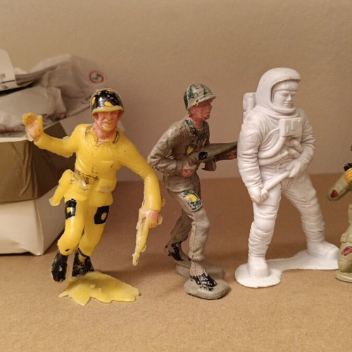 Military and astronaut figures used, set of 37.5