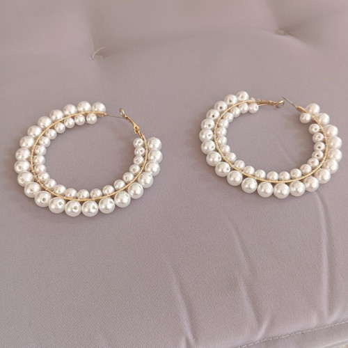 Earrings large pearl hoop used like new, white