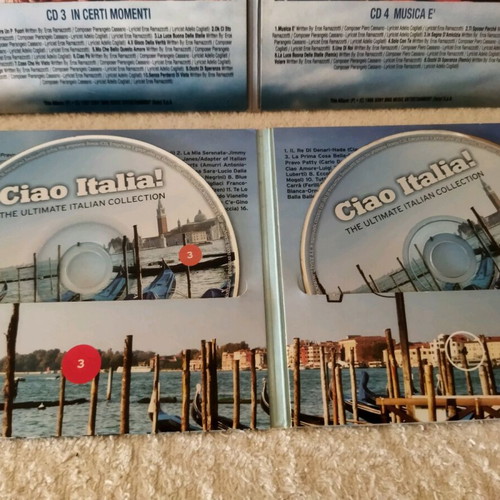 Pack of 8 CDs Ciao Italia and Eros Ramazzoti like new, unused