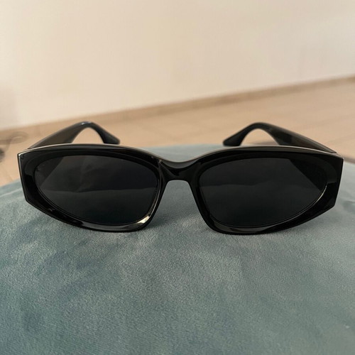 Black retro rectangle cateye sunglasses like new