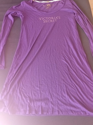 Victoria's Secret purple robe like new for home and sleep