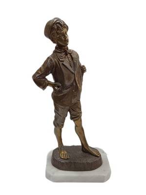 Bronze sculpture Scugnizzo with marble base used