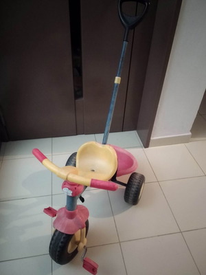 Tricycle used with assist handle, neutral color