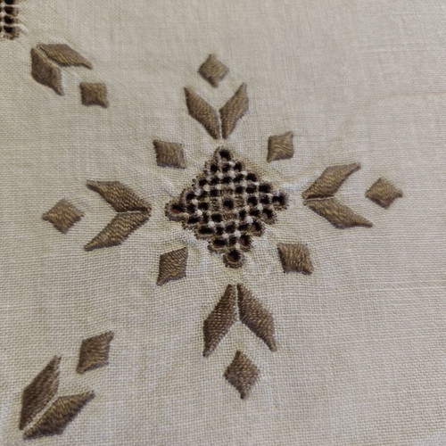 Handmade tablecloth Lefkada 165 cm diameter like new