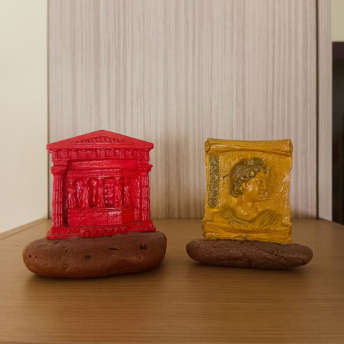 Set of 2 decorative stone souvenirs Caryatids & Apollo, like new
