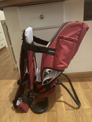 Hiking baby carrier