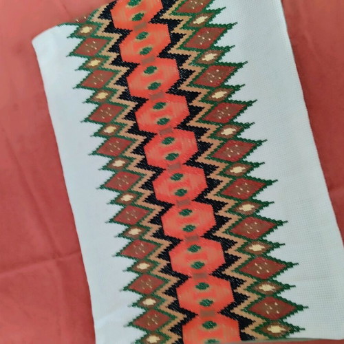 Hand-embroidered vintage pillowcase new, 45x39 cm