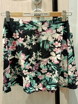 Floral A-line skirt XS like new, multicolor