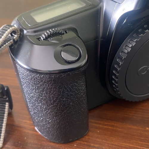 Canon EOS 1000FN used SLR camera body