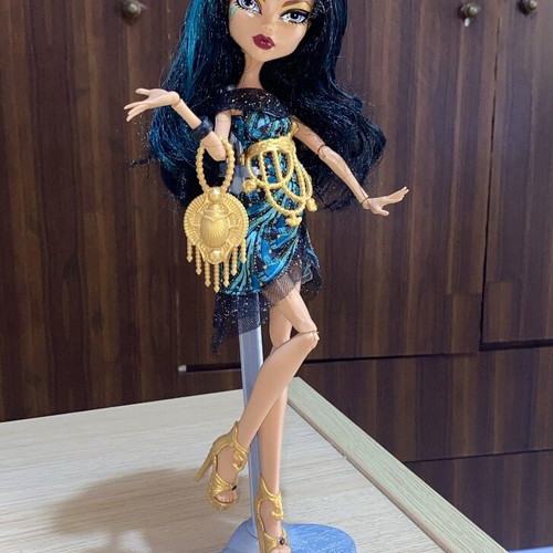Monster High Cleo de Nile Frights Camera Action Doll 2014 used full set
