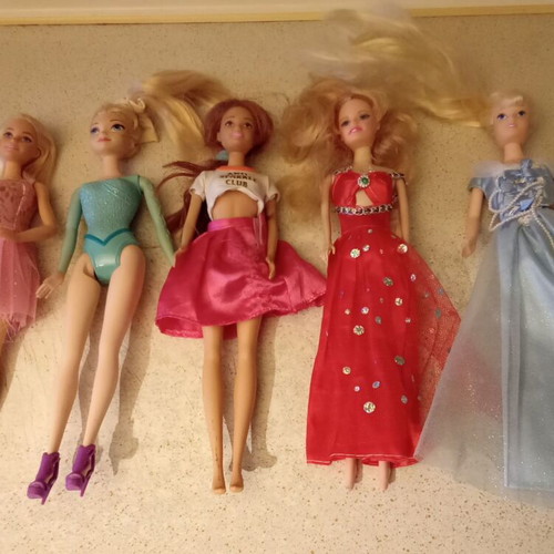 Barbie dolls used, pack of 5