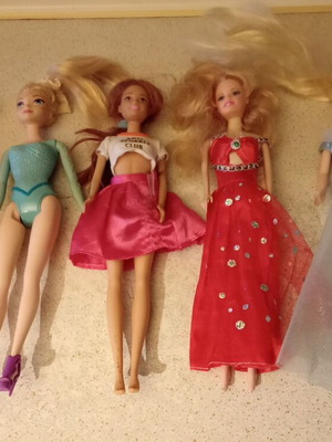 Barbie dolls used, pack of 5
