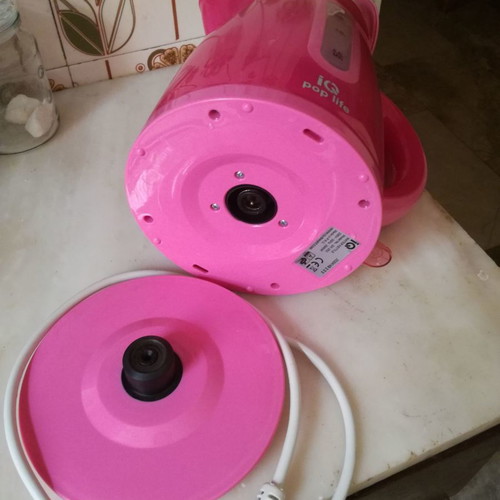 IQ EK-252 Pop Life kettle used, fuchsia color