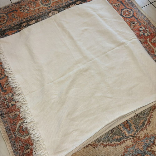 White summer throw blanket like new 1.60x1.70 m
