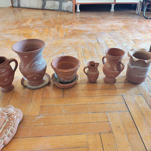 Various decorative items used, set