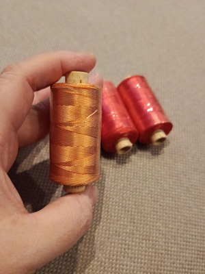 Threads new, 4 spools