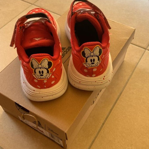 Adidas Minnie girl athletic shoes size 31 like new, red